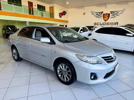 TOYOTA COROLLA 1.8 XLI 16V FLEX 4P AUTOMÁTICO